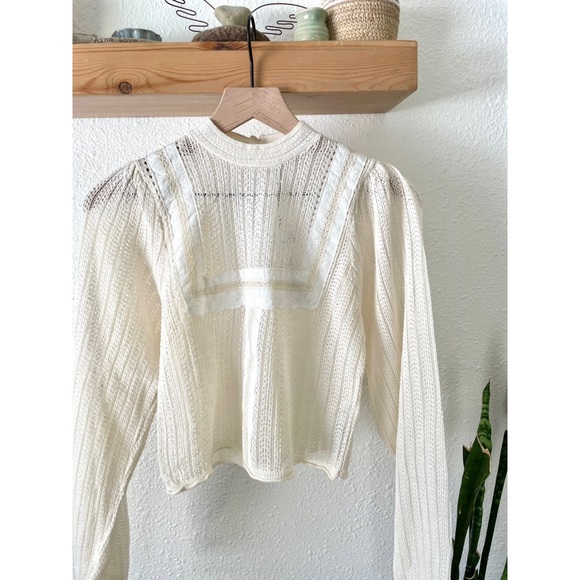 Zara Tops - Zara lace top